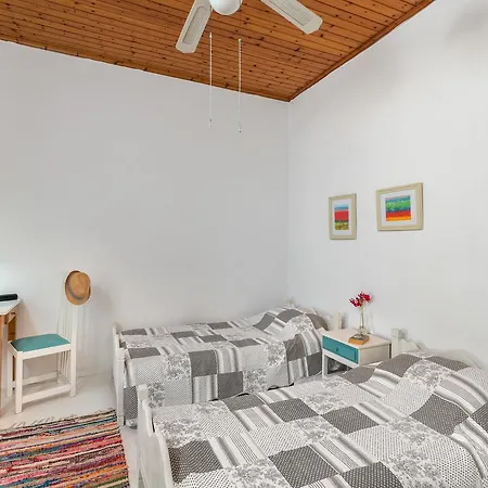 Lagoudera דירה *